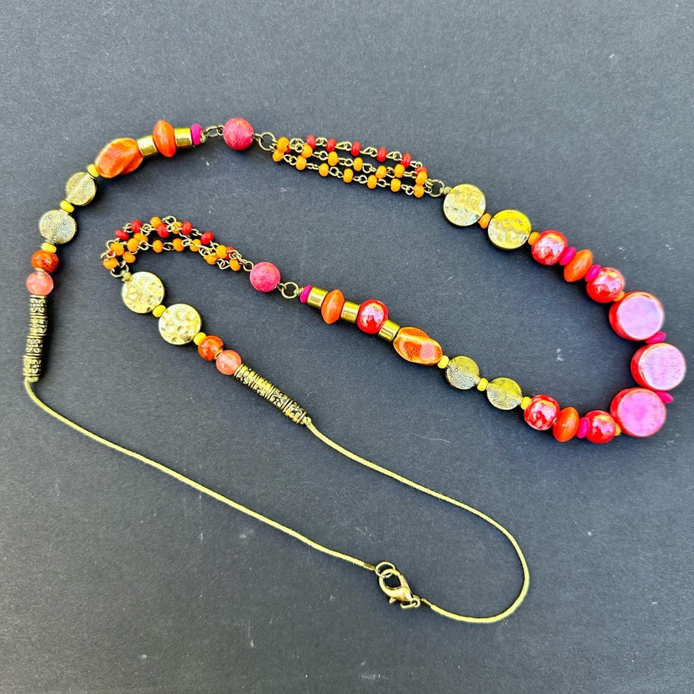 Necklace with Gold and Iridescent Beads